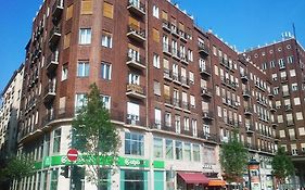 Paprika Apartment Studio
